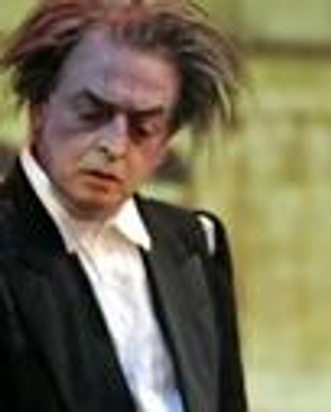 Dominique Serrand Headshot