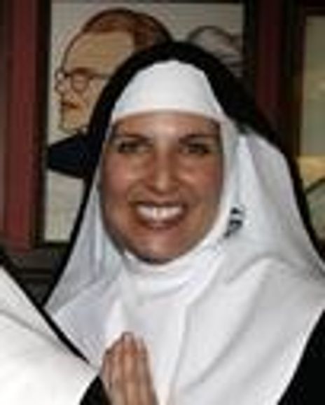 Stephanie Wahl Headshot