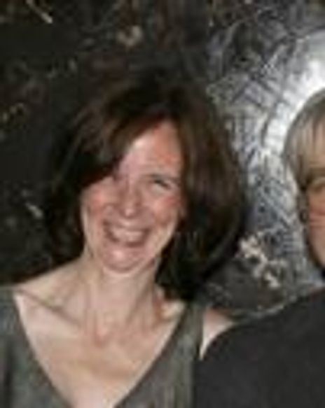 Laura Hughes Headshot