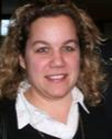 Lori Borelli Headshot