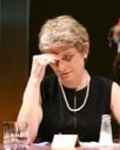 Kelly Maurer Headshot