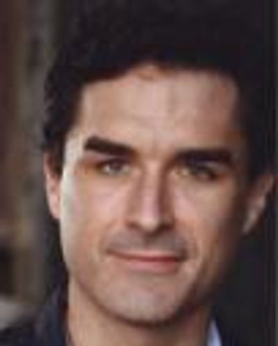 Tommy Schrider Headshot