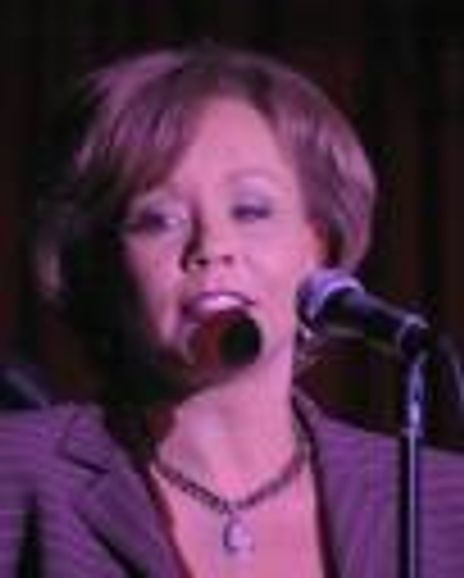 Sue Simmons Headshot