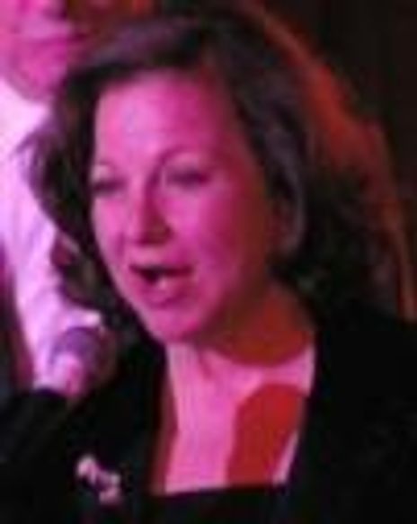 Linda Amiel Burns Headshot