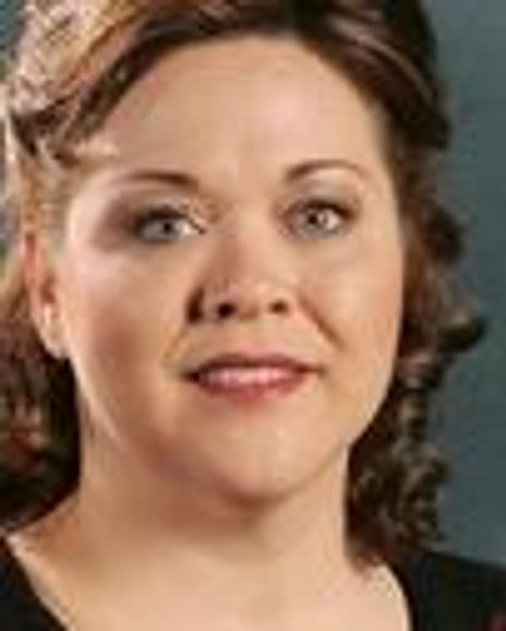 Pamela Armstrong Headshot