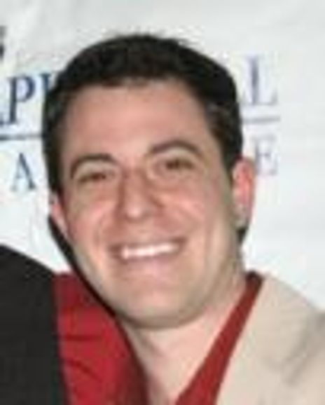 Travis Greisler Headshot
