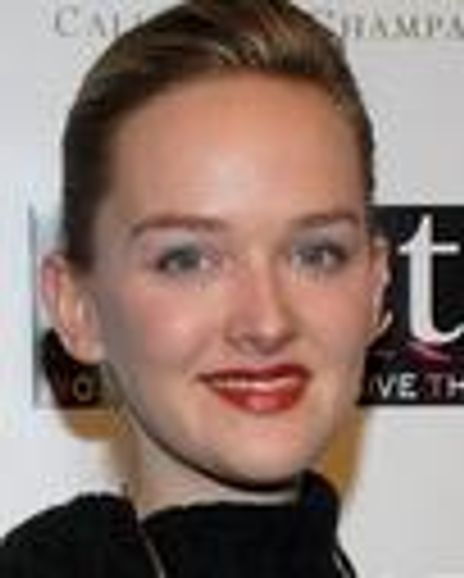 Jess Weixler Headshot