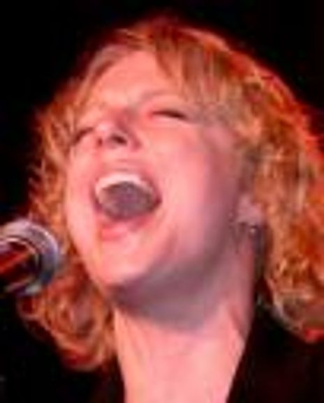 Dani Rhodes Headshot