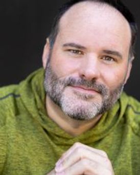 Luke Grooms Headshot