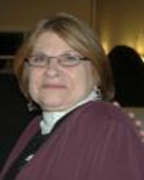 Lois Weiner Headshot