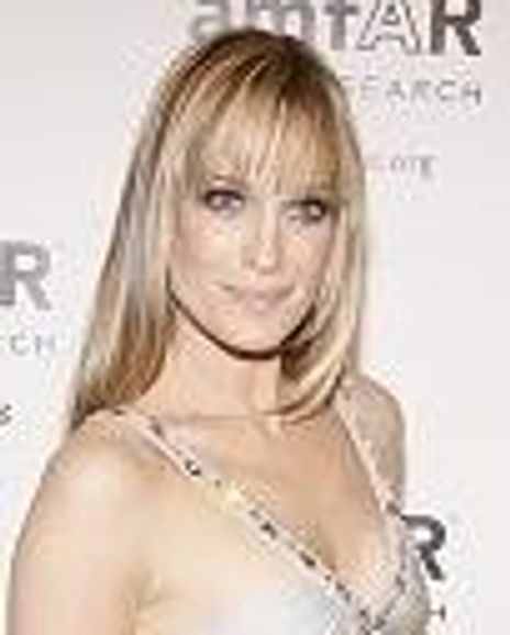 Molly Simms Headshot