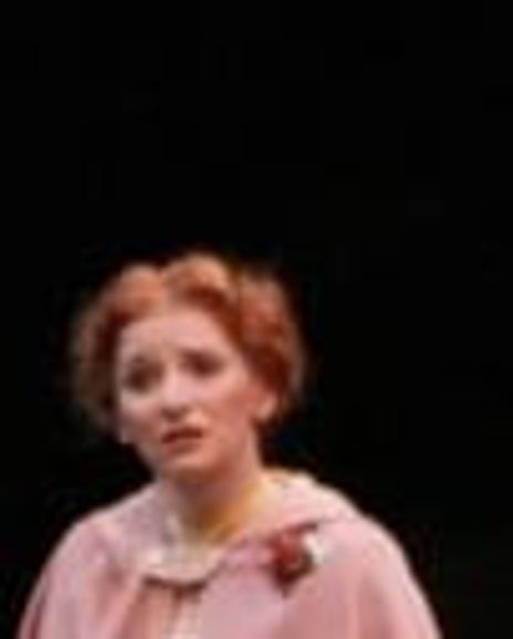 Lindsay Evans Headshot