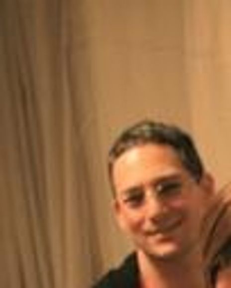 Stephen Schmidt Headshot