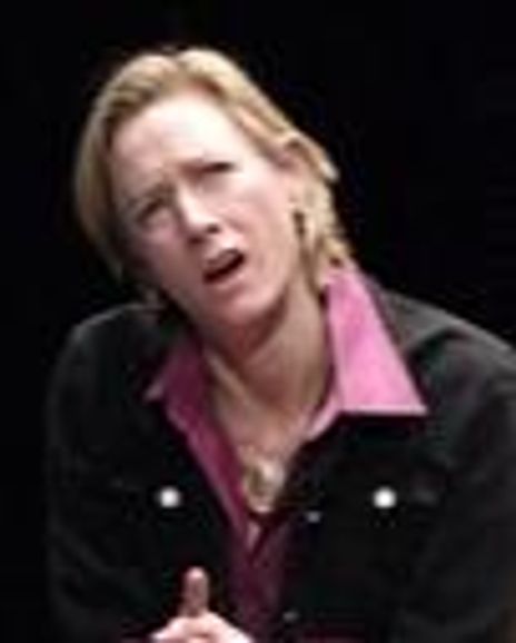 Kelli Simpkins Headshot