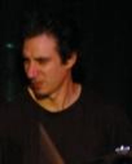 Roger Cohen Headshot
