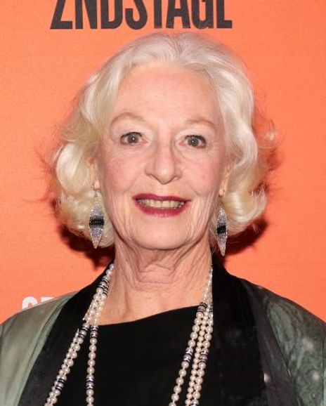 Jane Alexander Headshot