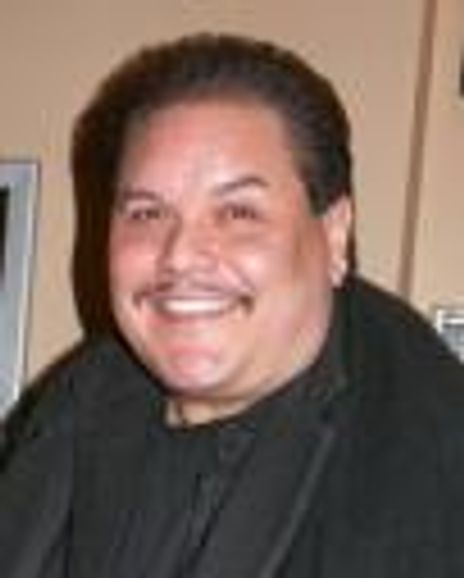 Mark Manzlanza Headshot