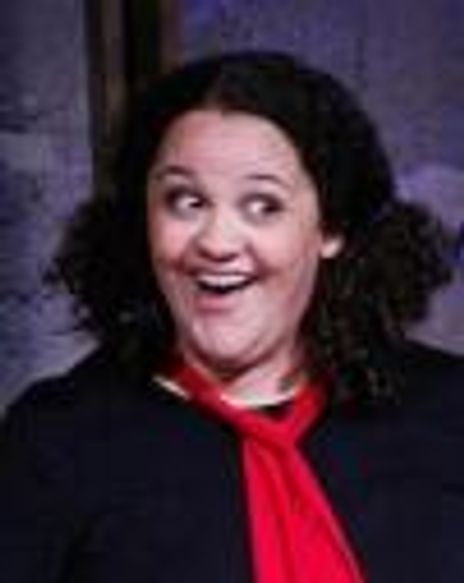 Lynn Andrews Headshot