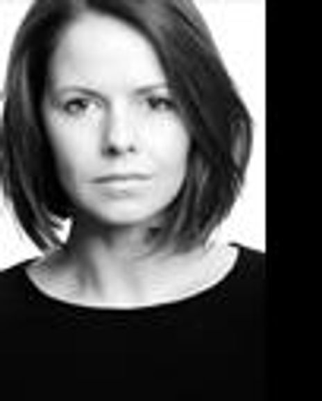 Lucinda Gill Headshot