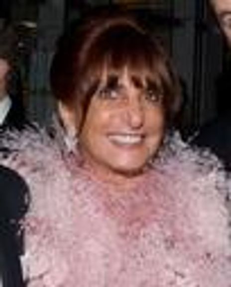 Suzanne Figi Headshot