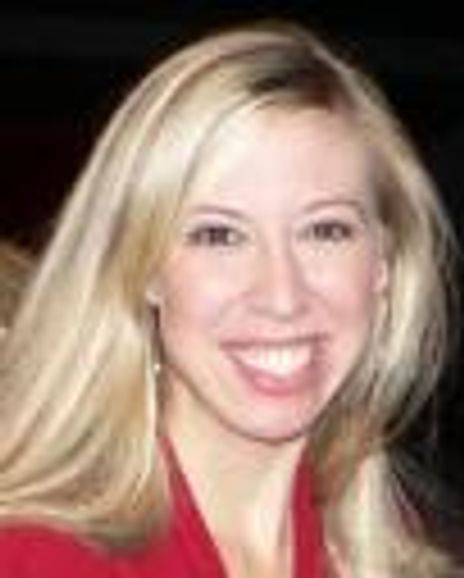 Emily McNamara Headshot