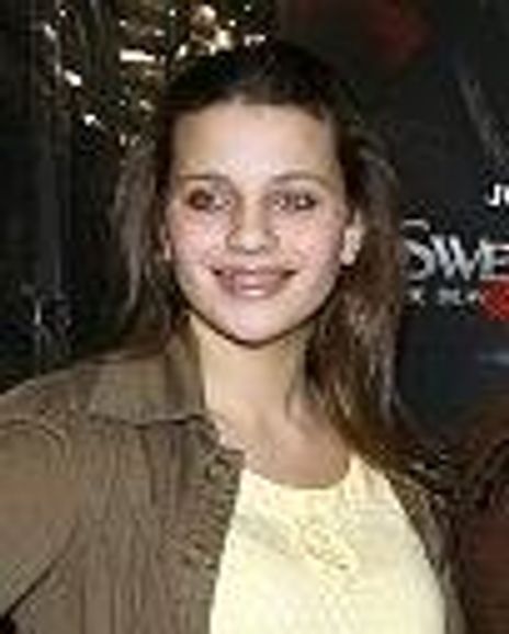 Sadie Friedman Headshot