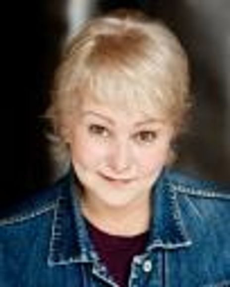 Paula Wolfson Headshot