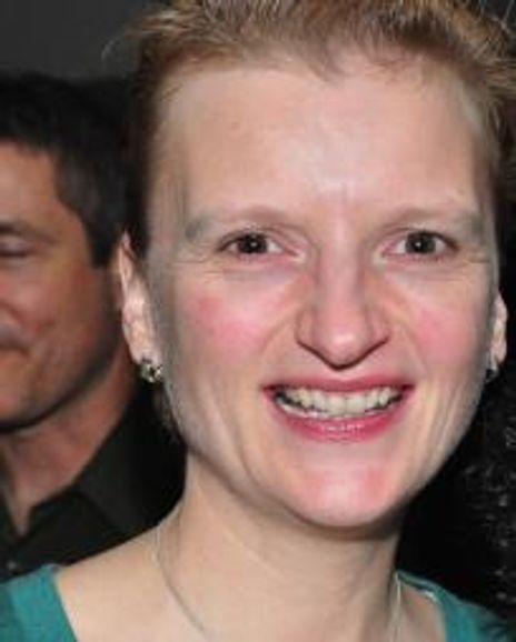 Kate Hennig Headshot