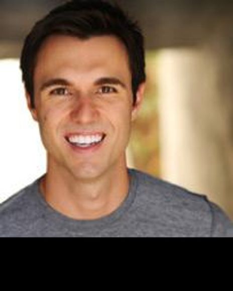 Graham Bowen Headshot