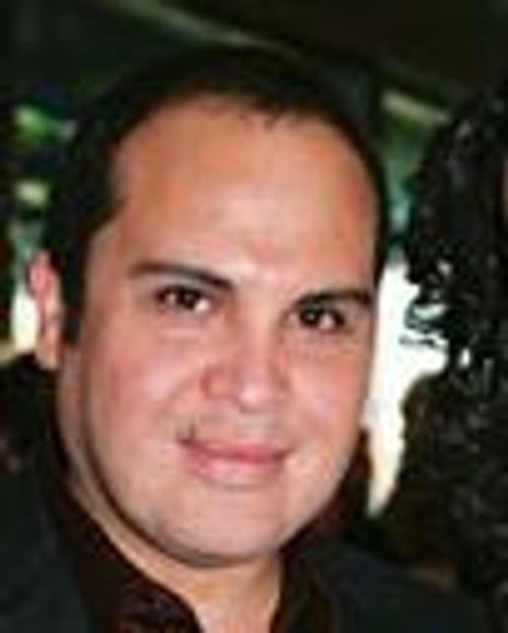 Eli Seo Roman Headshot