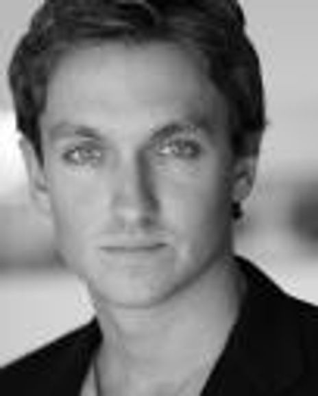 Dylan Turner Headshot