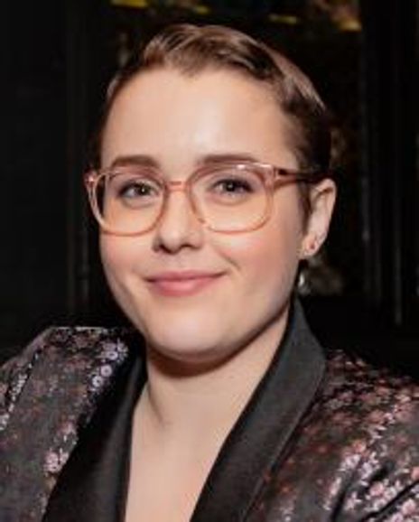 Caitlin Kinnunen Headshot