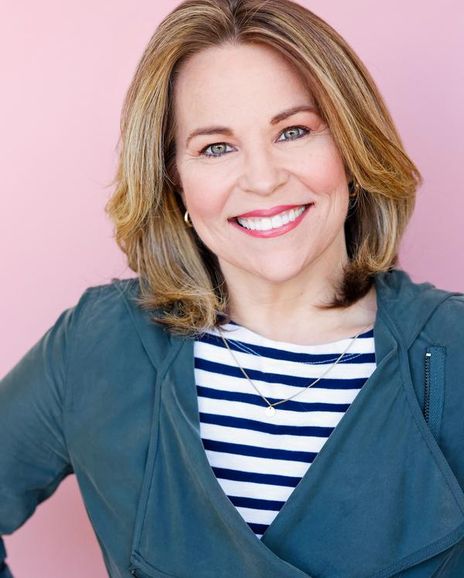 Tracey Stephens Headshot