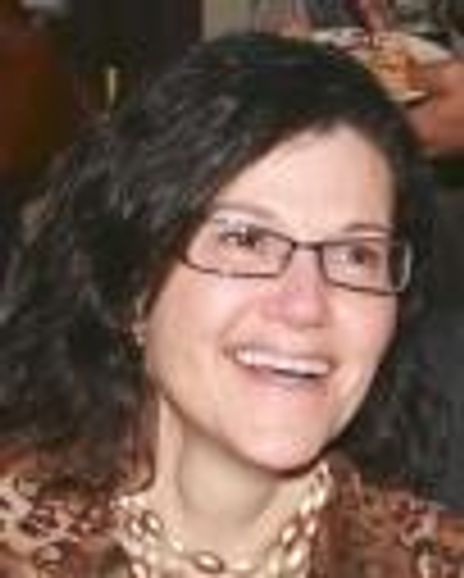 Laurie Farrell Headshot