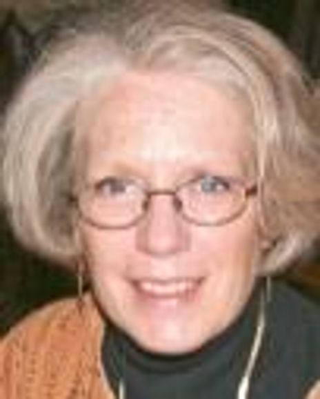 Carol Lukas Headshot
