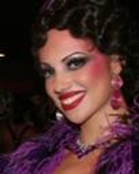 Nina La Farga Headshot