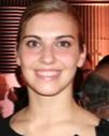 Joanna Defelice Headshot