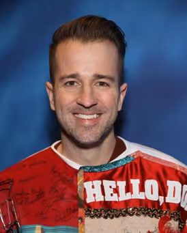 Curtis Holbrook Headshot