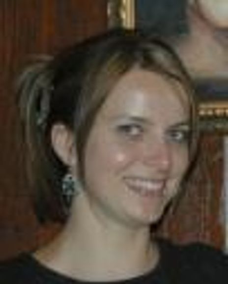 Verena Knoll Headshot
