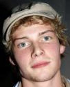 Hunter Parrish Headshot