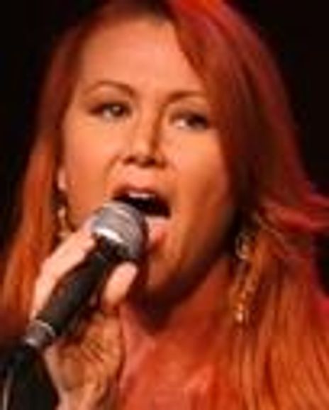 Brooke Lundy Headshot