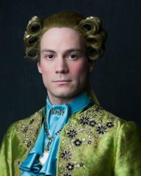 Lucas Wells Headshot