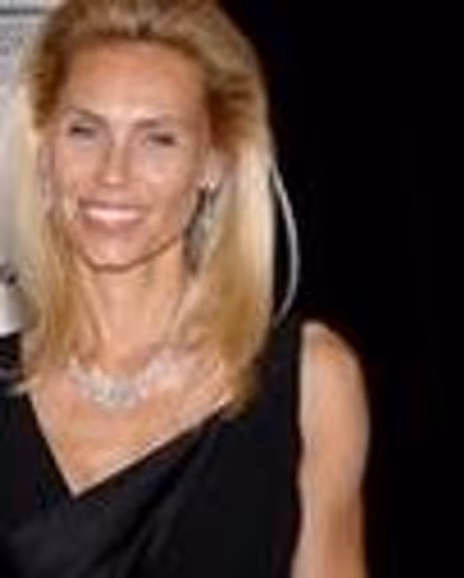 Anna Yeager Headshot