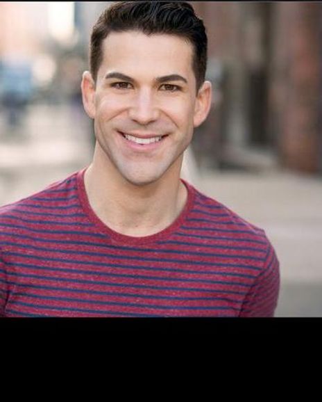 Andrew Holder Headshot