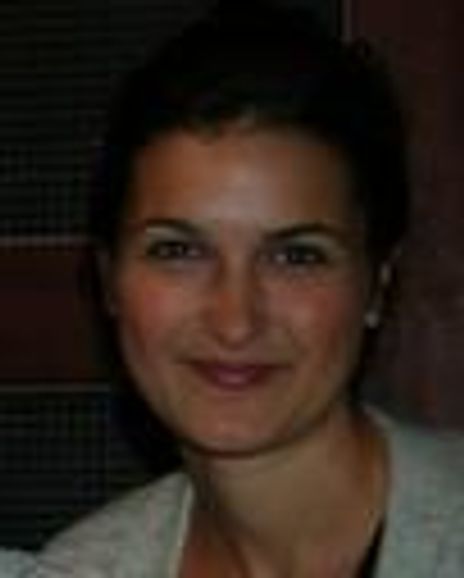 Cara Yeates Headshot