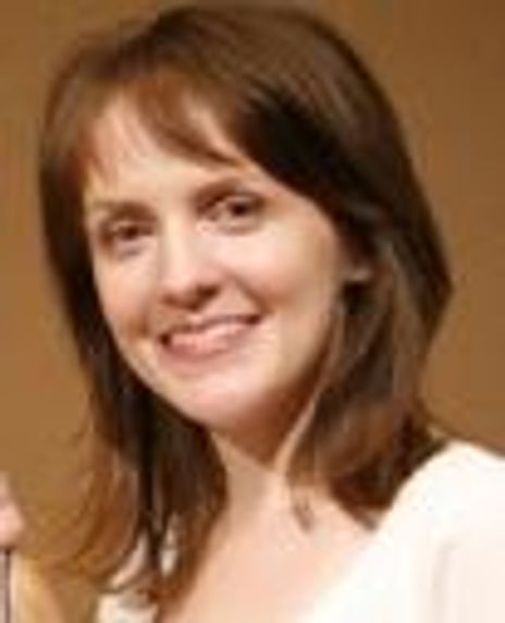 Betsy Lellio Headshot