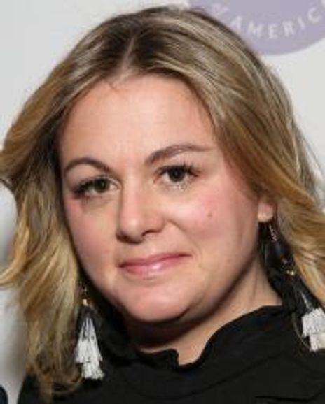 Bethany Knox Headshot