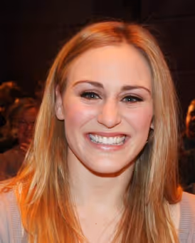 Stephanie Martignetti Headshot