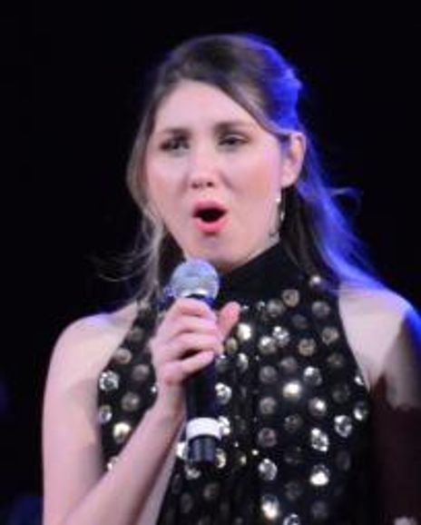 Ashley Ryan Headshot