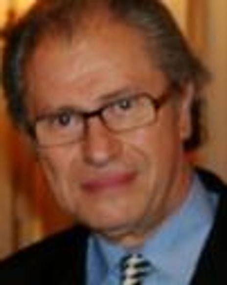 Roman Haller Headshot